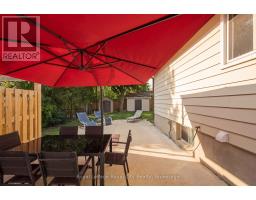 27 CAREY CRESCENT - 30