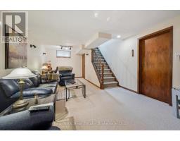 2 WOODBOROUGH ROAD - 28