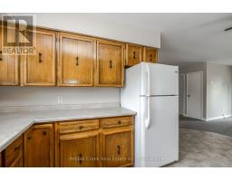 172 ELGIN AVENUE W - 29