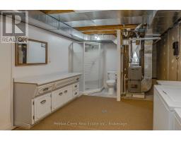 172 ELGIN AVENUE W - 42
