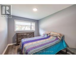 921 8TH AVENUE W - 13