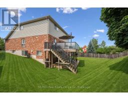 34 WHETSTONE CRESCENT - 39