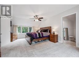 8 BERKLEY PLACE - 13