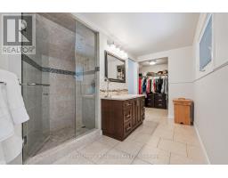 8 BERKLEY PLACE - 14