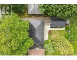 10 SUMAC PLACE - 44