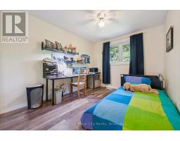 34 PONDVIEW CRESCENT - 13