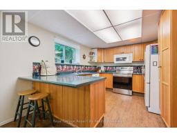 34 PONDVIEW CRESCENT - 18