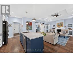 15 HARBOUR COURT - 18