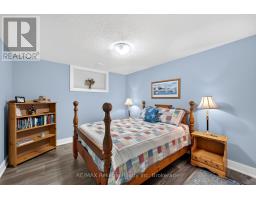15 HARBOUR COURT - 39