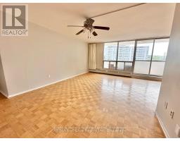 502 - 15 TOWERING HEIGHTS BOULEVARD - 23