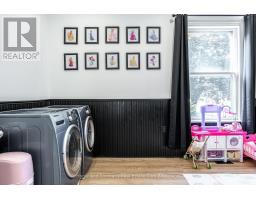 143 ST DAVID STREET - 9