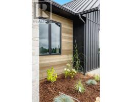 115 INKERMAN STREET - 4