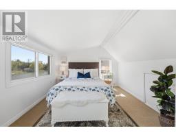 9 MAPLE LANE - 26