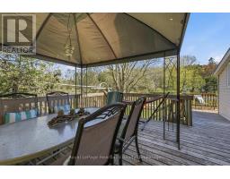 9 MAPLE LANE - 31
