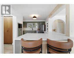 29 WINDEMERE CRESCENT - 13