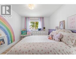 29 WINDEMERE CRESCENT - 22