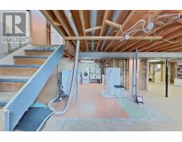 29 WINDEMERE CRESCENT - 26