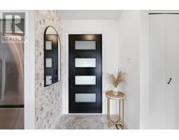 29 WINDEMERE CRESCENT - 7