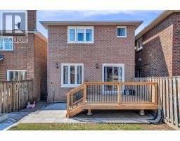 15 WHITE BOULEVARD - 29