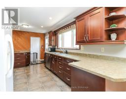 33 PARKWOOD DRIVE - 14