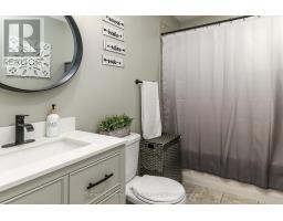 33 PARKWOOD DRIVE - 23