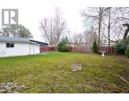 555 SPRUCE STREET - 23