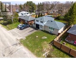 555 SPRUCE STREET - 30