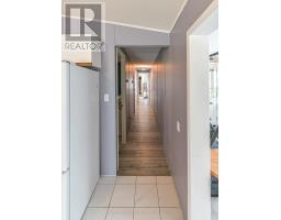 32 JANE STREET - 32