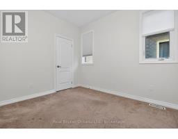 3135 EMPEROR DRIVE - 23