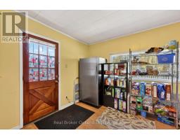 438 RUSSELL STREET - 14