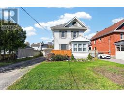 438 RUSSELL STREET - 2