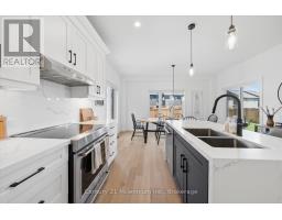 15 MAIDENS CRESCENT - 17