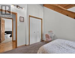 19 KINGFISHER CRESCENT - 25