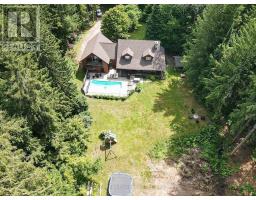 19 KINGFISHER CRESCENT - 41