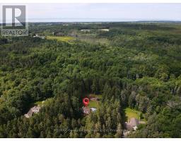 19 KINGFISHER CRESCENT - 43