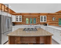 19 KINGFISHER CRESCENT - 7