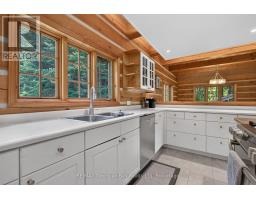 19 KINGFISHER CRESCENT - 8
