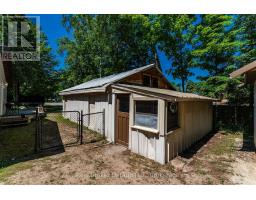 2141 CHAMPLAIN ROAD - 20
