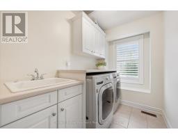 10 - 2061 MARIA STREET - 29