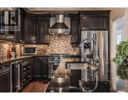 10 - 2061 MARIA STREET - 33