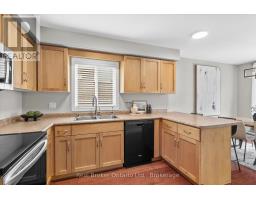 4 BEARDMORE CRESCENT - 14