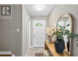 4 BEARDMORE CRESCENT - 15