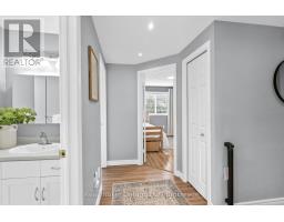 4 BEARDMORE CRESCENT - 17