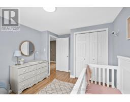 4 BEARDMORE CRESCENT - 20