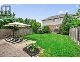 4 BEARDMORE CRESCENT - 33
