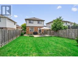 4 BEARDMORE CRESCENT - 35