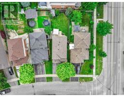 4 BEARDMORE CRESCENT - 39