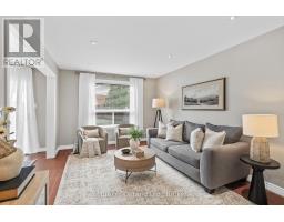 4 BEARDMORE CRESCENT - 6