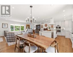 2113 COURTLAND DRIVE - 14