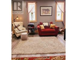 12 CLINTON STREET S - 7